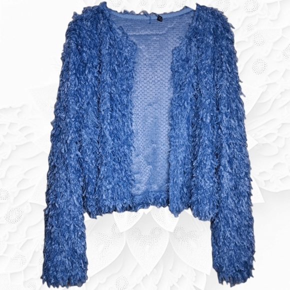 Zara Blue Fluffy Textured Long Sleeve Cropped Jacket Size XL - Picture 6 of 7